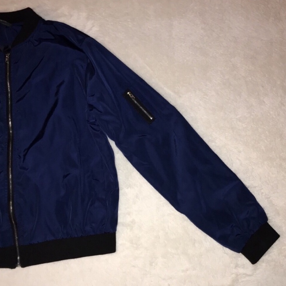 Bomber Jacket - Picture 3 of 6